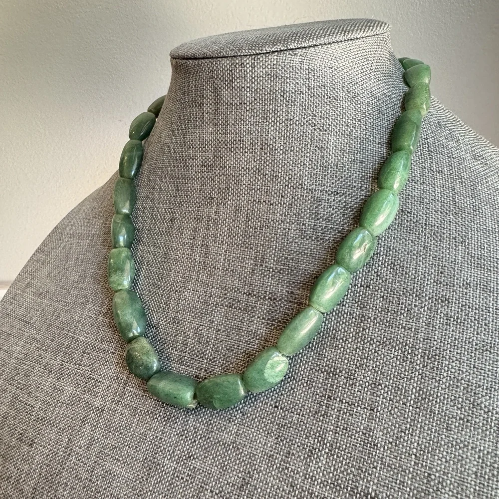 Vintage Green Aventurine Barrel Bead‎ Necklace 18